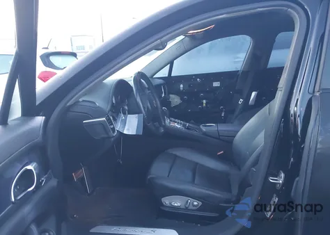 2013 Porsche Panamera S z USA, uszkodzony, nr VIN WP0AB2A76DL060682